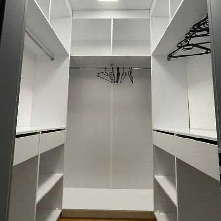 Hanza Tower 25 Vip-81m شقة