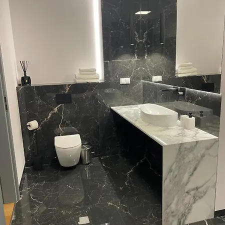 Hanza Tower 25 Vip-81m شقة *